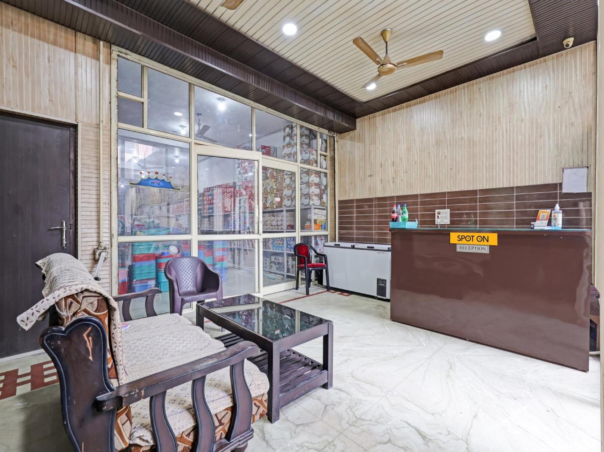 Spot On 81167 Hotel Asdr Rudrapur Zewnętrze zdjęcie