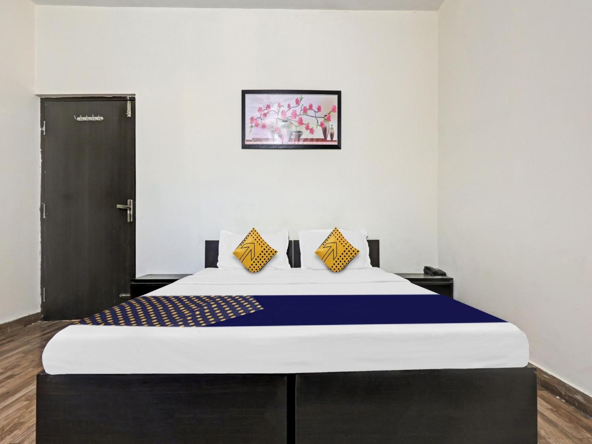 Spot On 81167 Hotel Asdr Rudrapur Zewnętrze zdjęcie
